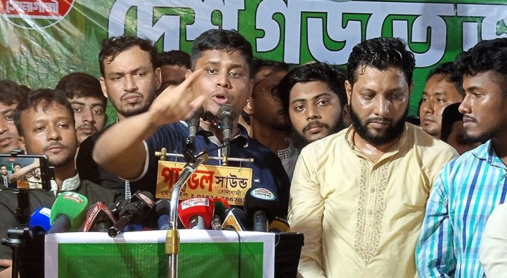 বিদ্যুৎ নিয়ে সমালোচনায় হাসনাত আবদুল্লাহ